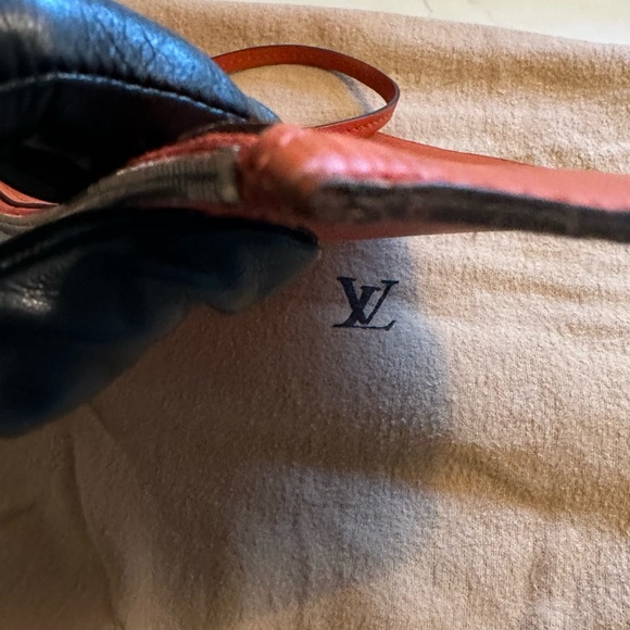 Louis Vuitton Epi Pimont Pouch for Neverfull PM Used - Picture 12 of 15